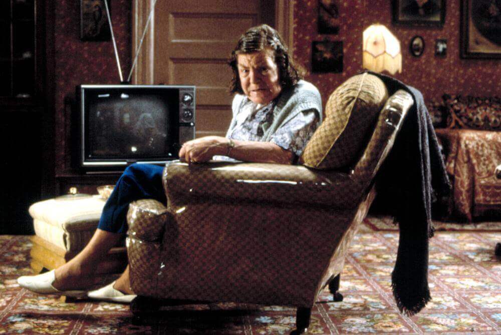 Script Coverage - Momma - StudioBinder Script Coverage - Momma - StudioBinder