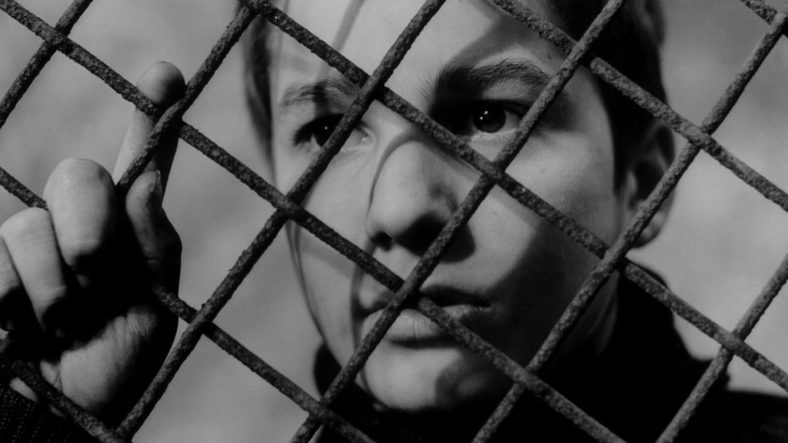 Close Up Shot - The Art of the Camera Angle - 400 Blows Close Up Shot - The Art of the Camera Angle - 400 Blows